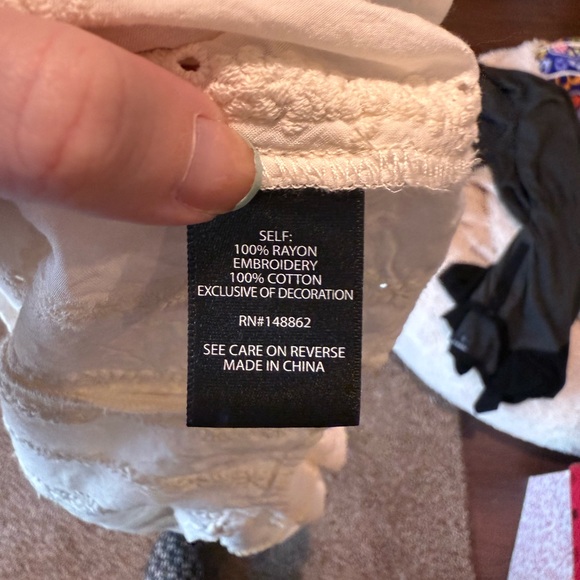 Cream Embroidered Torrid Blouse - Picture 5 of 5